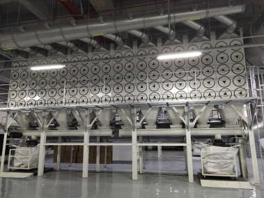  脉冲滤筒集尘机